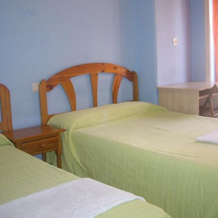 Hostal Pacios Madrid Extérieur photo