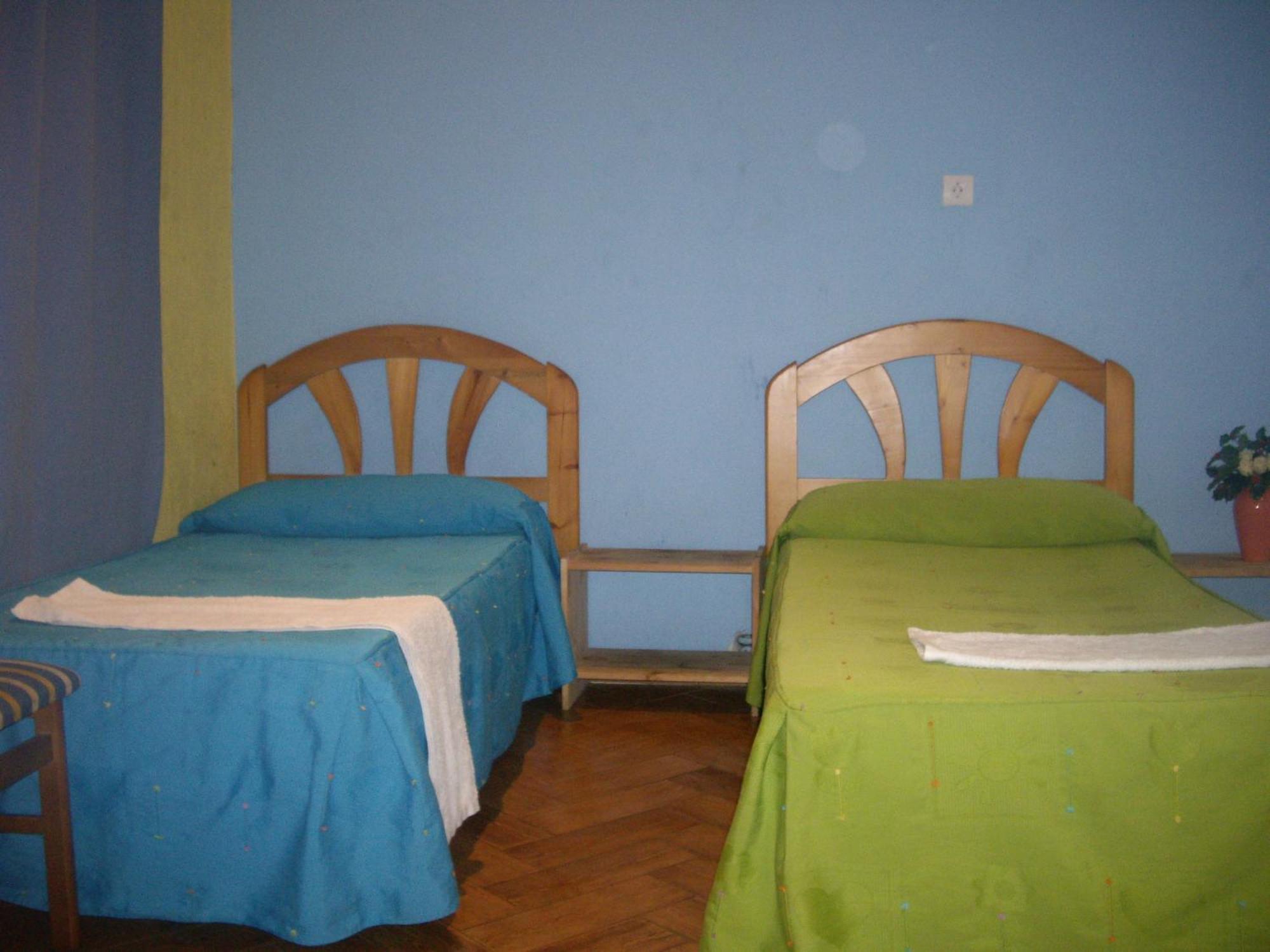 Hostal Pacios Madrid Extérieur photo